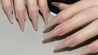 ネイル フィルイン・深爪矯正 長さ出し🎀のネイルデザイン