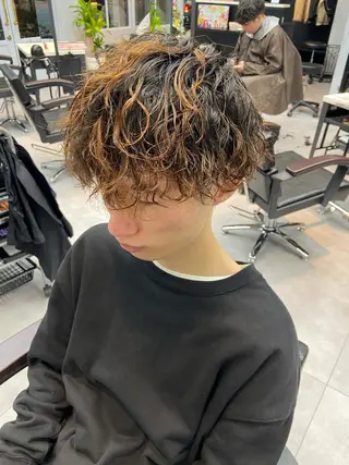 ミディアム パーマ レイヤー💧艶髪 💧Syotaのヘアスタイル