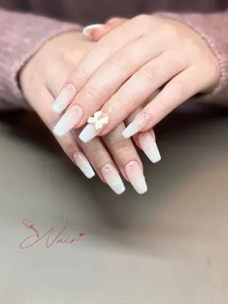 ネイル 𝓝𝓪𝓲𝓻 𝓝𝓪𝓲𝓵のネイルデザイン