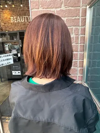ミディアム カラー 久木原 ゆりのヘアスタイル