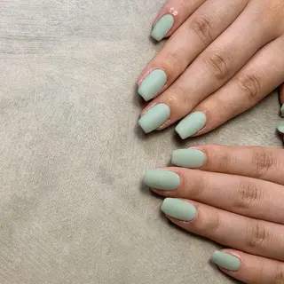 ネイル S. JEWELのネイルデザイン