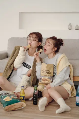 ミディアム パーマ ENIF ツキのヘアスタイル