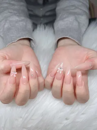 ネイル Lee Nails チップ長さだし専門店のネイルデザイン