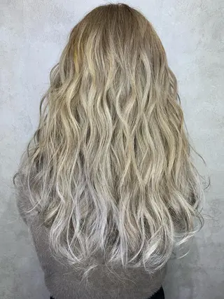 ロング 西村 雄二/エクステのヘアスタイル