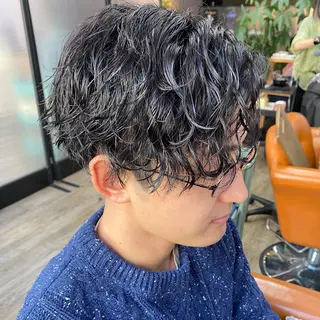 ミディアム パーマ メンズ 上石神井メンズパーマ 飯田徹のヘアスタイル