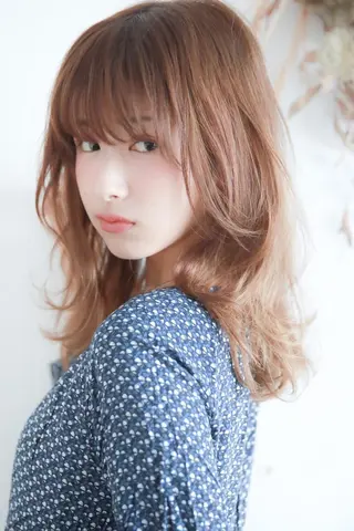 ミディアム カラー マツエク・マツパ 横浜Bob美容師🤎 ERINAのヘアスタイル