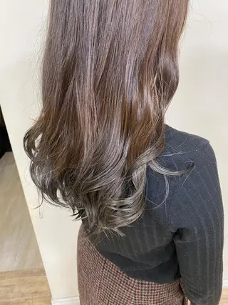 カラー SALOWIN栄 高須大貴のヘアスタイル