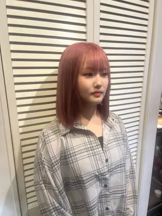 ミディアム HOMIE TOKYO所属・sora / 渋谷 / ハイトーンのヘアスタイル