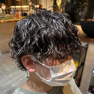 ショート パーマ メンズ 波巻きスパイラルパー マ/シャドウパーマ駿のヘアスタイル