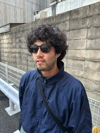 ミディアム パーマ メンズ 俵 知広のヘアスタイル