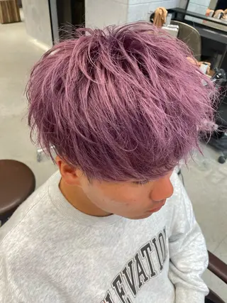 カラー TELA HAIR 副代表RIKUのヘアスタイル