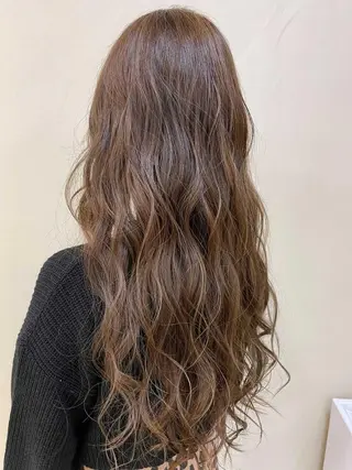 ロング TELAHAIR 副代表　石川篤史のヘアスタイル