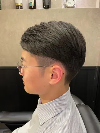 ショート メンズ SAKI SAKIのヘアスタイル