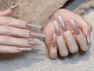 ネイル Yuyu 🧁のネイルデザイン