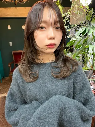 セミロング vivre libreのヘアスタイル