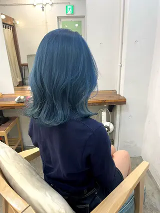 ミディアム カラー ヘアアレンジ hazuki🐈⬛ 透明感カラーのヘアスタイル