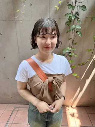 ミディアム パーマ 大橋 芽衣のヘアスタイル