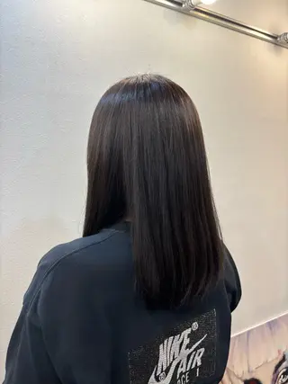 ロング カラー accorto 小林諭侑のヘアスタイル