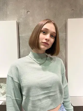 ミディアム miharu/ 茨木 English OKのヘアスタイル