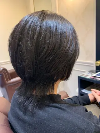 ショート 粟田 めぐみのヘアスタイル