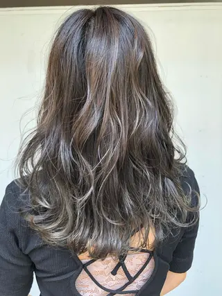 ロング カラー 勝野 麻美のヘアスタイル