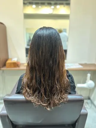 ロング カラー パーマ 平日オススメ✨ プチプラ✨山下のヘアスタイル