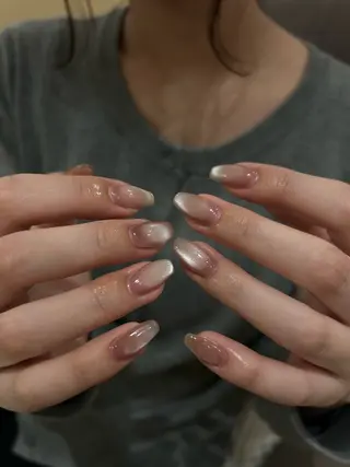 ネイル DEEokazaki momona.Gのネイルデザイン