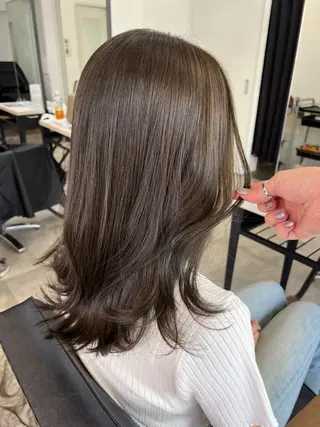 セミロング カラー 🥀韓国ヘア🥀 宮津真菜のヘアスタイル