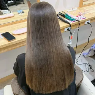 カラー 艶カラー🌟 ブリーチ/紅芭✨のヘアスタイル