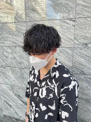 ショート カラー パーマ ヘアアレンジ メンズ アイブロウ スパイキー/フェザー /波巻き/かいとのヘアスタイル