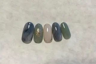 ネイル 🌹 𝕄𝕒𝕚のネイルデザイン