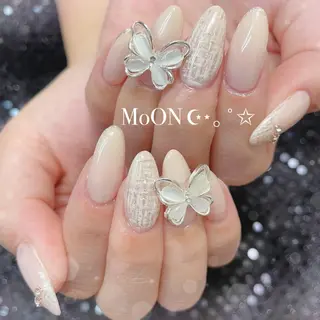 ネイル MoON...❤︎ MeGuのネイルデザイン