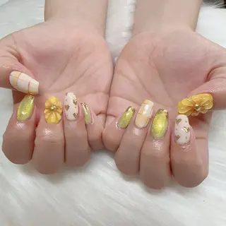 ネイル nail saron Aphrisのネイルデザイン