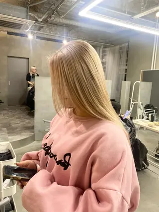 セミロング カラー 前橋 姫奈のヘアスタイル