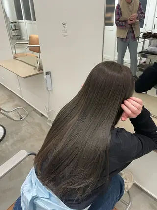 カラー 山口 真希のヘアスタイル