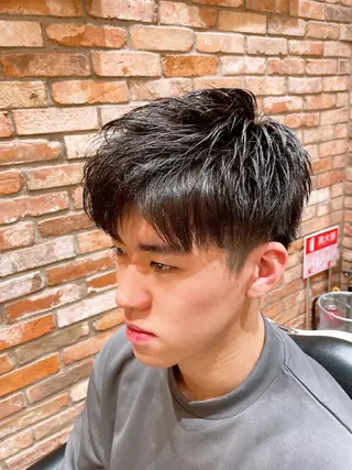 ショート ヒロ銀座 石川 昂のヘアスタイル