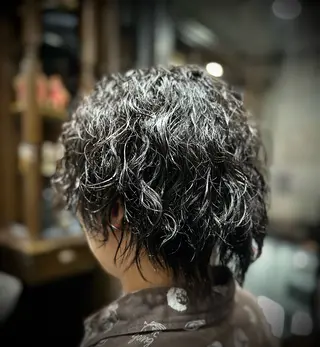 ロング パーマ ヒロ銀座BARBERSHOP横浜店所属・横浜 カット全般 大槻のヘアスタイル