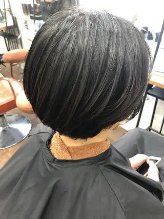 ショート Blonde所属・脇谷 拓弥のヘアスタイル