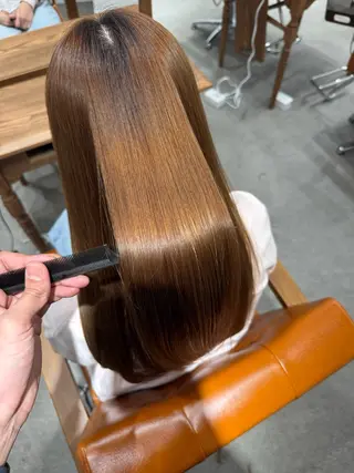 ロング カラー 髪質改善縮毛✨ 泉谷彪芽のヘアスタイル