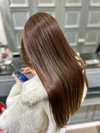 ロング カラー 多賀 亮真のヘアスタイル