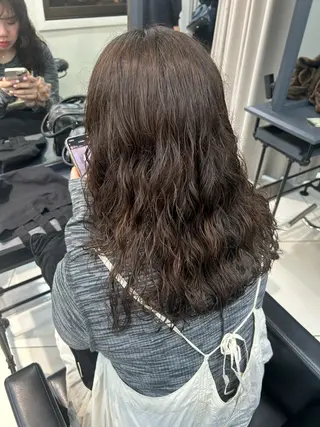 ミディアム パーマ ナチュラル×色気パ ーマ 渋谷/マナミのヘアスタイル