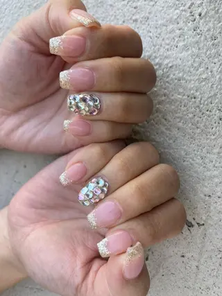 ミディアム ネイル ✴︎ Delightのネイルデザイン