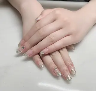 ネイル KARI ネイルサロンのネイルデザイン