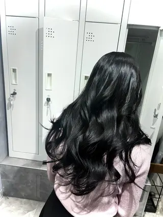 カラー ベージュ、ブラウン ／ボブ　ユミのヘアスタイル