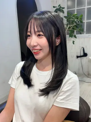 セミロング 縮毛矯正/ショート/ レイヤー/畑中正敏のヘアスタイル