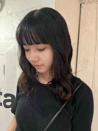 ミディアム パーマ 🇰🇷柔らか透明感 ／Miho🫧のヘアスタイル