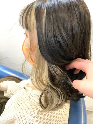 ミディアム カラー uros.中目黒 moekaのヘアスタイル