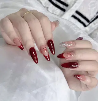 ネイル HIN NAILのネイルデザイン