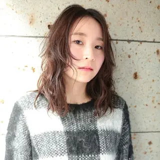 ミディアム ギャルソンオブヘアー所属・ギャルソン オブヘアーのヘアスタイル