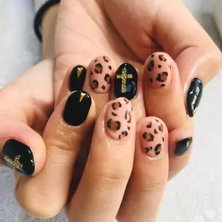 ネイル 菊地 里沙のネイルデザイン